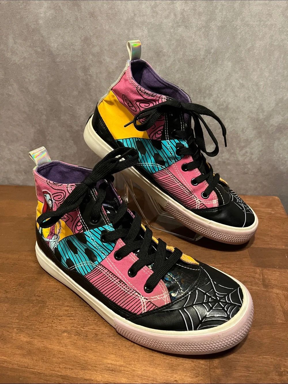 Disney Nightmare Before Christmas Jack & Sally High-Top Sneakers size 8